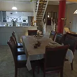 Aphrodite Villa *