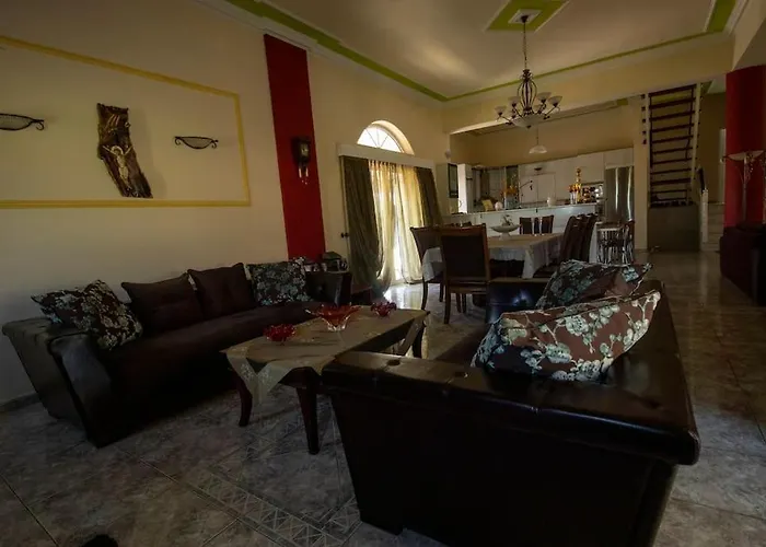 Villa Aphrodite Pírgos